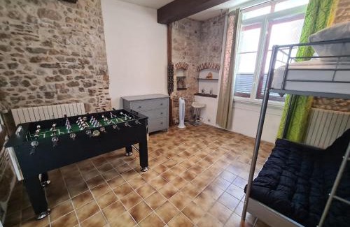 Bourgogne Casa | Maison de ville cosy à Orléans avec parking, proche commerces et loisirs - FR-1-590-245