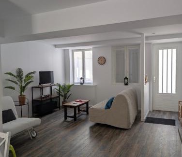 Seurre Apartamento | Maison de ville, local à vélo, cour, bord de Saône