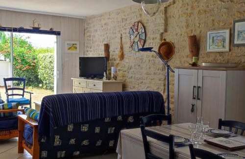 Saint-Denis-d'Oleron Casa | Maison du berger avec jardin, idéale pour 4 personnes - FR-1-778-56