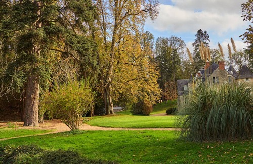 Ballan-Mire Casa | Maison du Bois at the Commandery of Ballan