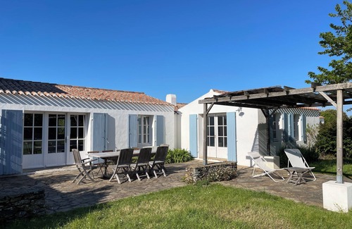 Ile d'Yeu Casa | Maison du Clouzy for 10 people in Ile d'Yeu