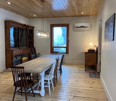 Pointe-au-Pic Casa | Maison du Havre Grand Duplex