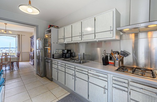 Locmariaquer Casa | Maison du Port by Interhome