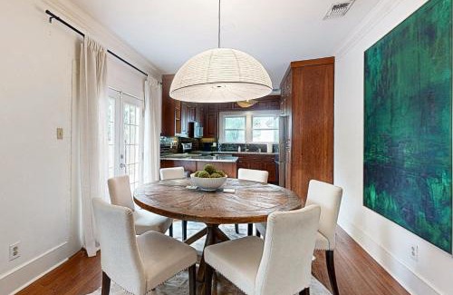 South River City Casa | Maison Du Soleil