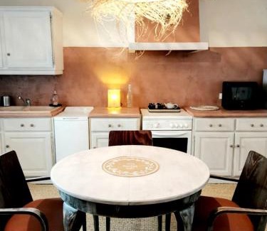 Pezenas Apartamento | Maison Ellie, Pézenas centre