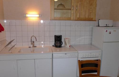 Froncles Casa | Maison en bois au bord du canal avec terrasse et jeux - FR-1-611A-3