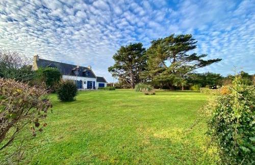 Groix Casa | Maison en bord de mer avec jardin arboré à Groix - FR-1-813-17