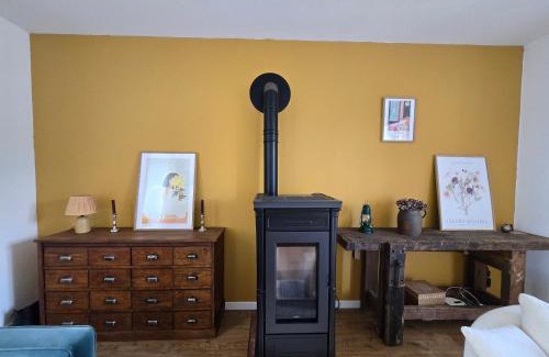 Notre-Dame-du-Hamel Casa | Maison en brique calme, nature, confort