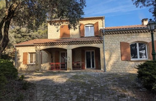 Sorgues Apartamento | Maison en Campagne Vers Avignon