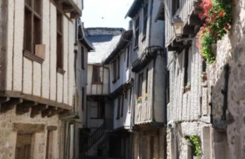 Entraygues-sur-Truyere Casa | Maison en Pierre et Colombage à Entraygues