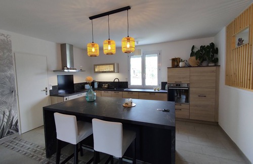 Saint-Brevin-les-Pins Casa | Maison en Bord de mer Avec Grande Piscine Chauffée