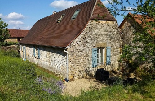 Saint-Leon-sur-Vezere Casa | Vrbo Property