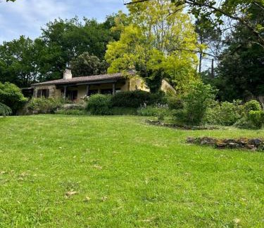 Beynac-et-Cazenac Casa | Maison en pierre Les Chardonnerets avec piscine