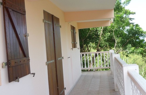 Le Morne-Vert Casa | Maison en rez de Jardin, à 10 Minutes de la mer