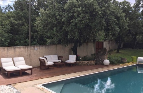 Bagnols-sur-Ceze Casa | Maison Familiale Avec Piscine