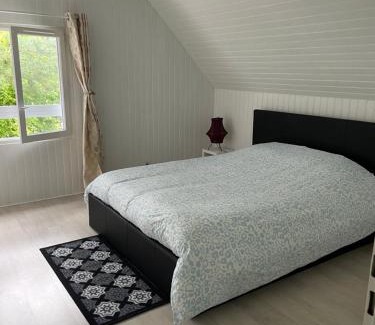 Saint-Germain-de-la-Grange Casa | Maison familial à proximité de Versailles et Paris