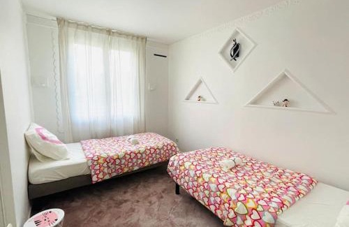 Ozoir-la-Ferriere Casa | Maison Familiale avec Jardin