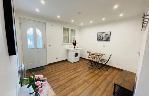 Ozoir-la-Ferriere Casa | Maison Familiale avec Jardin