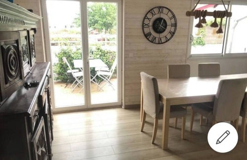 Gradignan Casa | Maison Familiale Avec Piscine et Trampoline