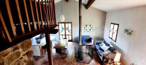Silhac Casa | Maison familiale chaleureuse idéalement située