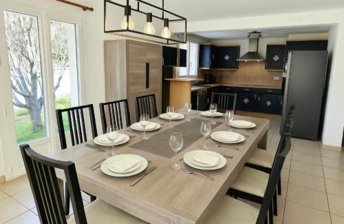 Luc-sur-Mer Casa | Maison Familiale & Confortable proche Plage
