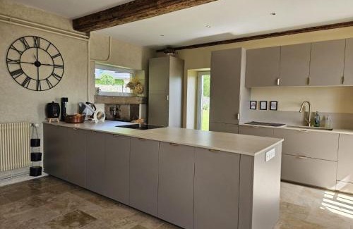 Belmont-Luthezieu Casa | Maison Familiale de charme dans le Valromey