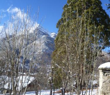 Jausiers Cama Y Desayuno | Maison familiale des Gueyniers
