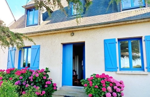 Ille-et-Vilaine Casa | Maison Familiale, Village Typique & Classé en Bord de mer à 10 min de St Malo