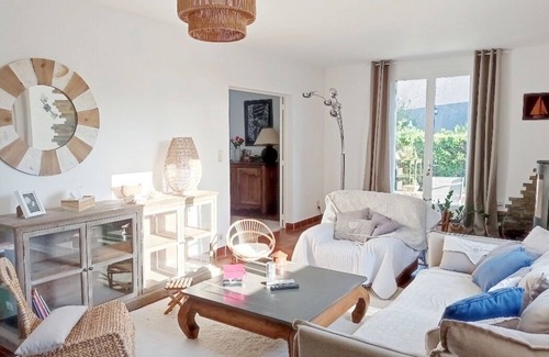 Ille-et-Vilaine Casa | Maison Familiale, Village Typique & Classé en Bord de mer à 10 min de St Malo