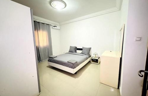 Dakar Villa | Maison fonctionnelle idéalement située à Dakar