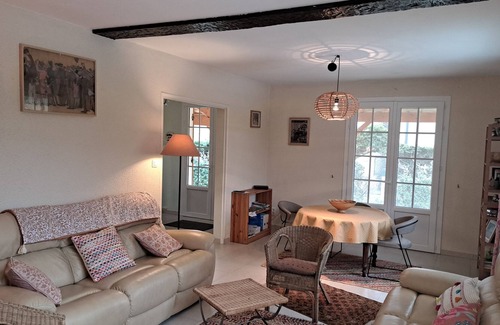 Naussannes Casa | Maison de Ville au Calme Avec Piscine Privée