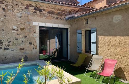 Blanquefort-sur-Briolance Casa | maison avec piscine