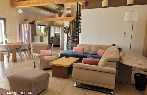Saint-Hilaire-d'Ozilhan Casa | Maison de Charme