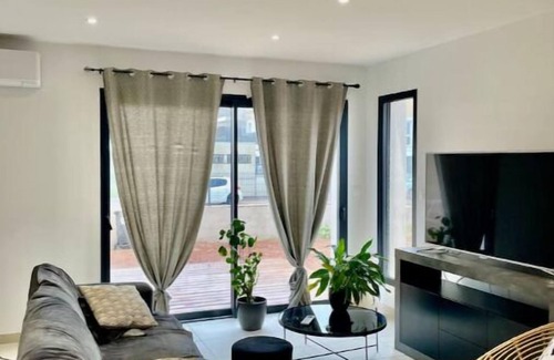Garons Casa | Maison Garons