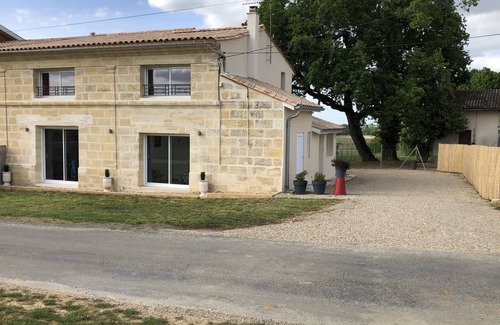 Lussac Casa | Maison Girondine au Coeur des Vignes