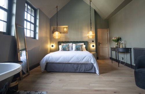 Saint-Lazare-Les Avenues Casa | Maison Héronnière