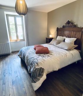 La Boissiere-de-Montaigu Casa | Maison l'or du temps, gîte les Glycines