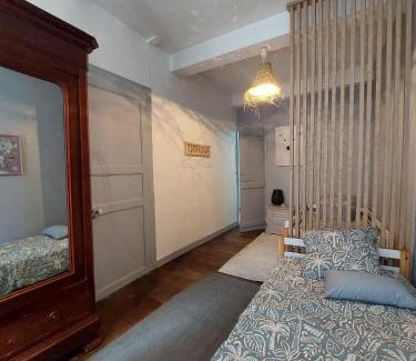 Monein Villa | Maison la forge rénovée 8 pers au centre avec extérieur