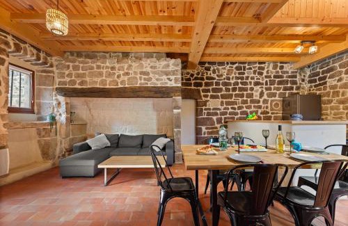 Montreal Casa | Maison La Tour à Montréal