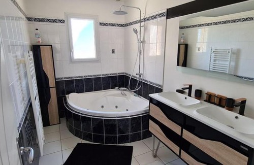 Le Bernard Casa | Maison Le Bernard