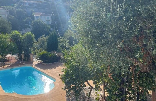 Falicon Casa | Maison Le Fleur: a haven of peace with swimming pool and garden in the hills above Nice