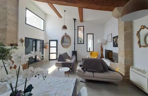 Saint-Jean-de-Vedas Villa | Maison Loft