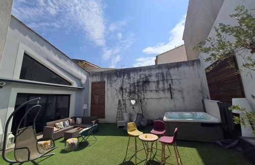 Saint-Jean-de-Vedas Villa | Maison Loft