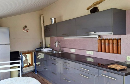 Pont-de-Barret Casa | Maison Louisa - Haven of peace with a view, at the gateway to Provence - Sleeps 7