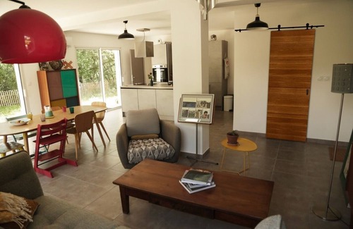 Cadenet Casa | Maison Lumineuse Avec Jardin - Sud Luberon