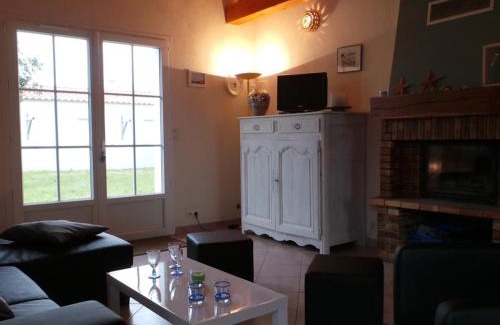 L'Epine Casa | Maison lumineuse avec jardin clos, à 400m de la plage, pour 8 personnes, secteur calme - FR-1-224B-22