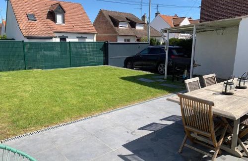 Cucq Casa | Maison lumineuse avec jardin & parking clos