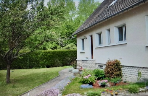 Buthiers Casa | Maison Lumineuse et Spacieuse en Forêt