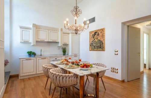 Lucca Historical Center Casa | Maison Mirò with private parking