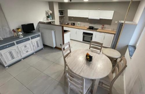 Ancourt Casa | Maison moderne à Ancourt avec parking privé